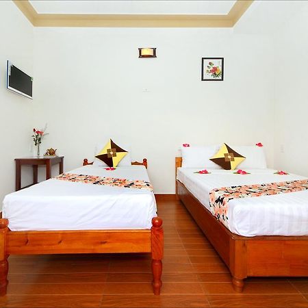 Center Homestay ฮอยอัน ภายนอก รูปภาพ