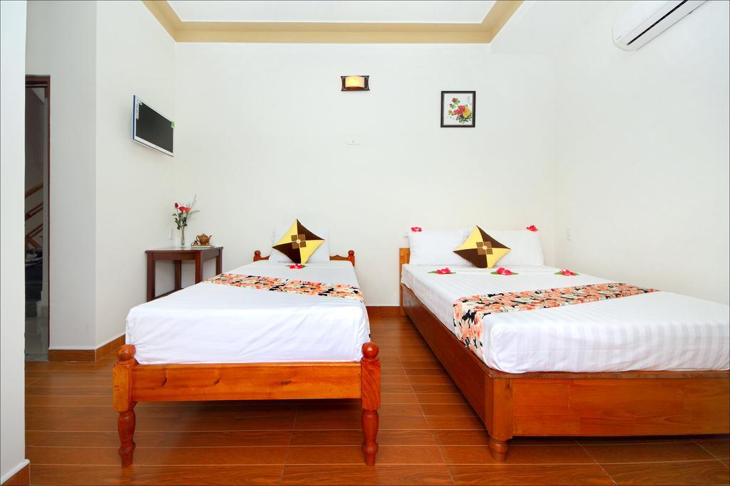 Center Homestay ฮอยอัน ภายนอก รูปภาพ